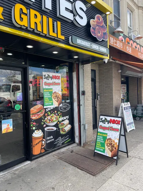 SAVORY BITES Deli & Grill