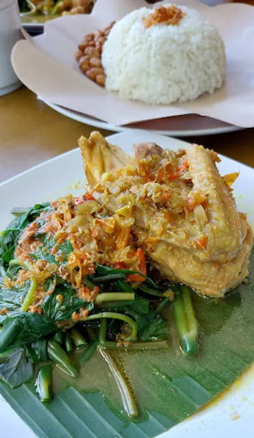 Ayam Betutu Ibu Nia - Sidakarya (Khusus Takeaway)