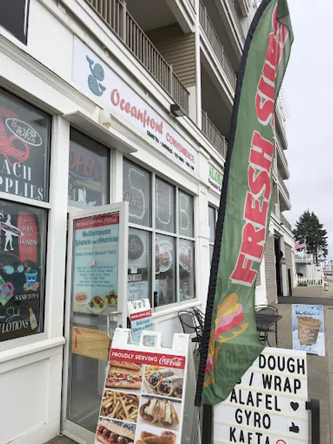 Oceanfront Convenience Store & Lola's Kitchen