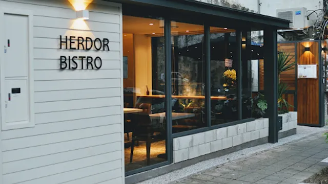 禾多餐酒館 台大徐州店|臺大醫院聚餐|善導寺美食|中正紀念堂餐廳推薦|台北庭園餐廳