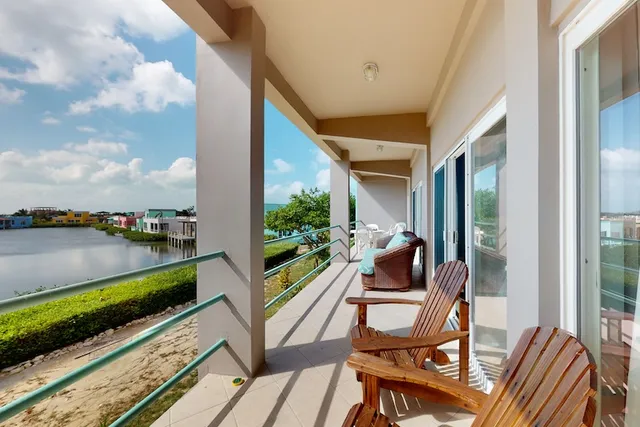 Mara Laguna - Belize Vacation Rentals by Vacasa