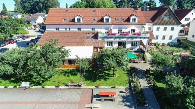 Gasthaus und Hotel Göttler Josef