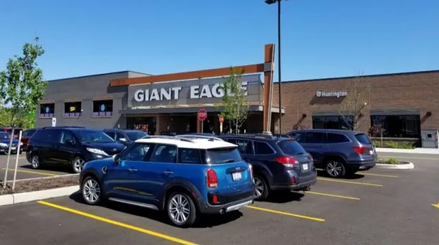 Giant Eagle Bakery