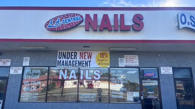 L.A Central Nails