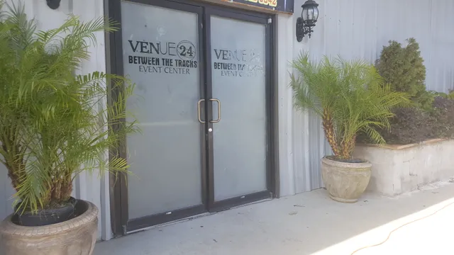 Between the Tracks Produce Market