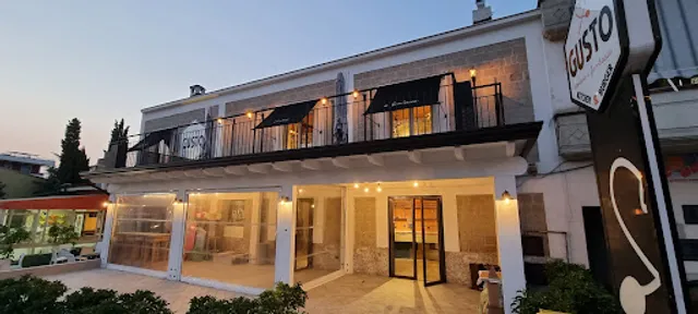 Gusto Amore E Fantasia