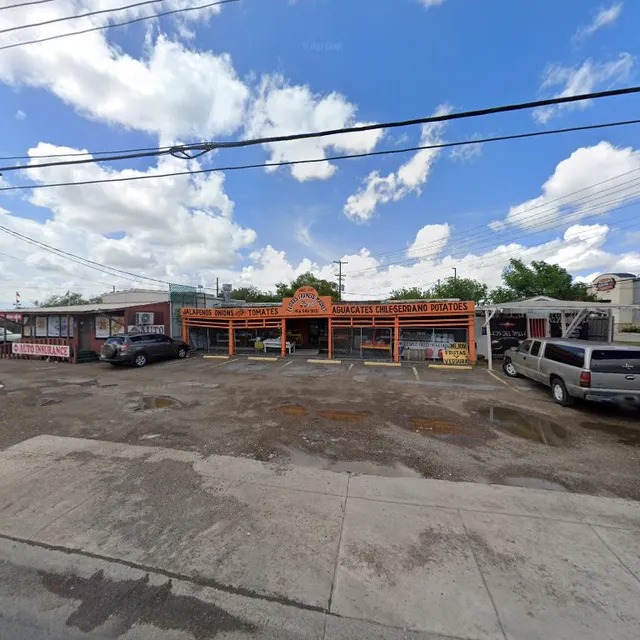 Flores Farmer's Market