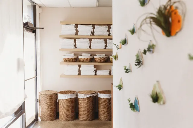 Mantis Massage Airport Boulevard