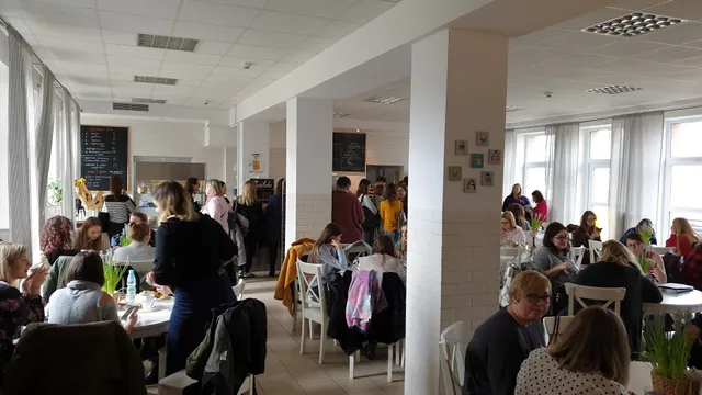 Dyplomacja Lunch Bar