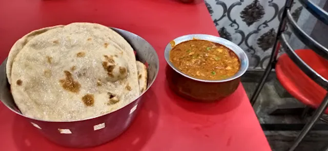 Mor Mukut Restaurant