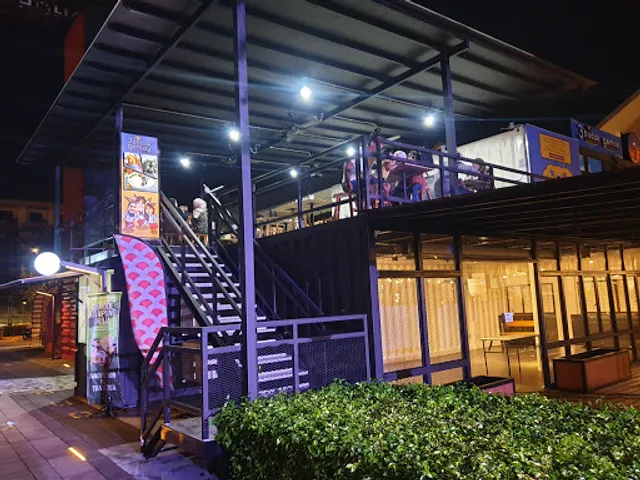 Tiga Budak Gemok (B5 Johor)