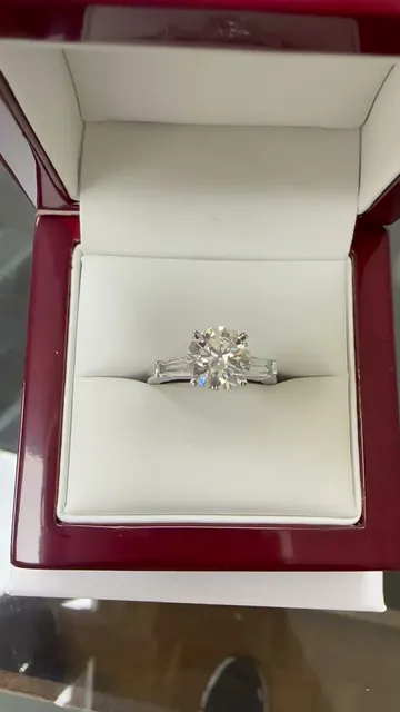 Superior Diamond Setting Lab grown Diamonds and natural Diamonds