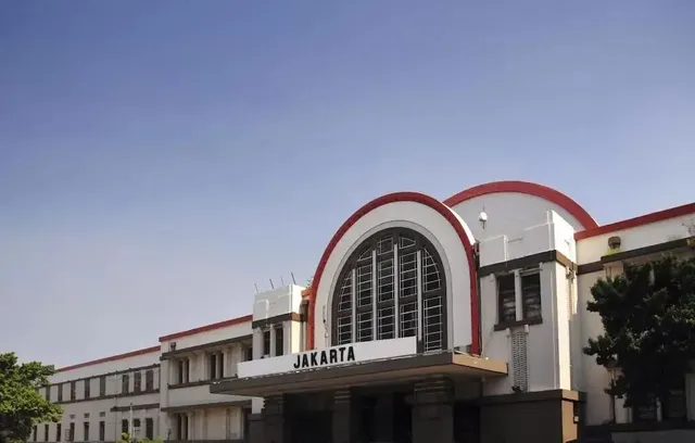Bobopod Kota Tua, Jakarta