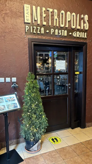 Old Metropolis Podmurna 28