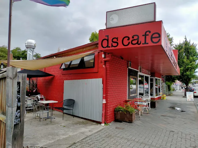 DS Coffee House Cafe