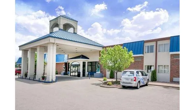 Days Inn by Wyndham La Crosse Conference Center
