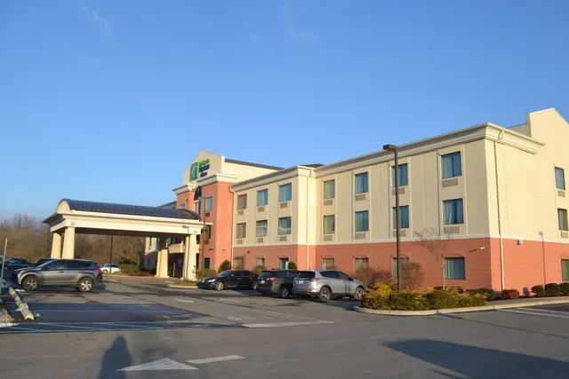 Holiday Inn Express & Suites Selinsgrove - University Area by IHG