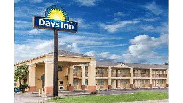 Days Inn by Wyndham Tallulah
