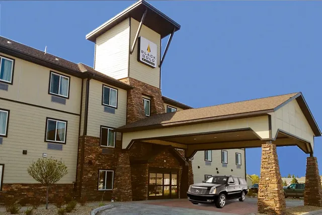 Black Gold Suites, Stanley