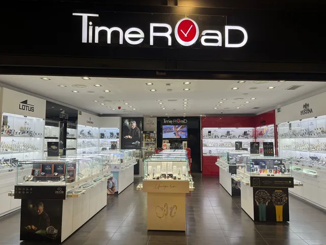 Time Road de C.C. Espacio León
