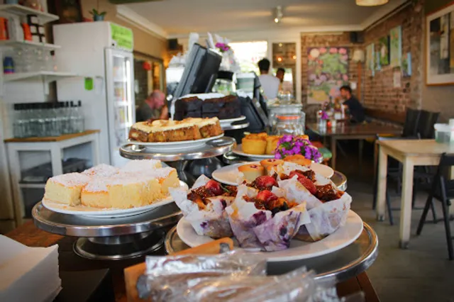 Botannix Studio Cafe