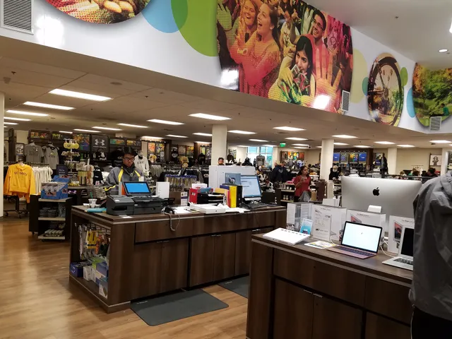 UC Davis Stores TechHUB