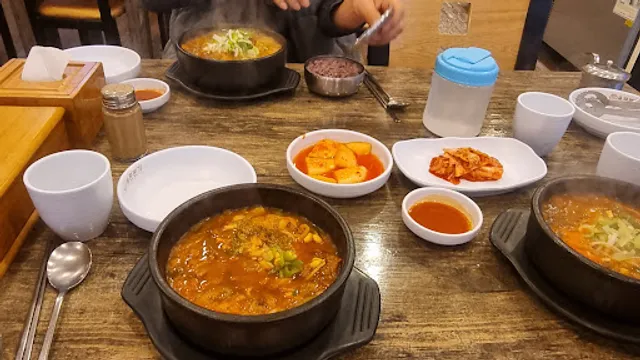 본가용문해장국 모란점