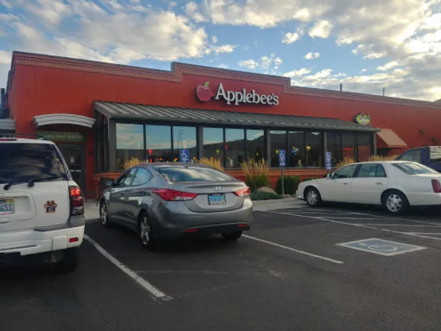 Applebee's Grill + Bar