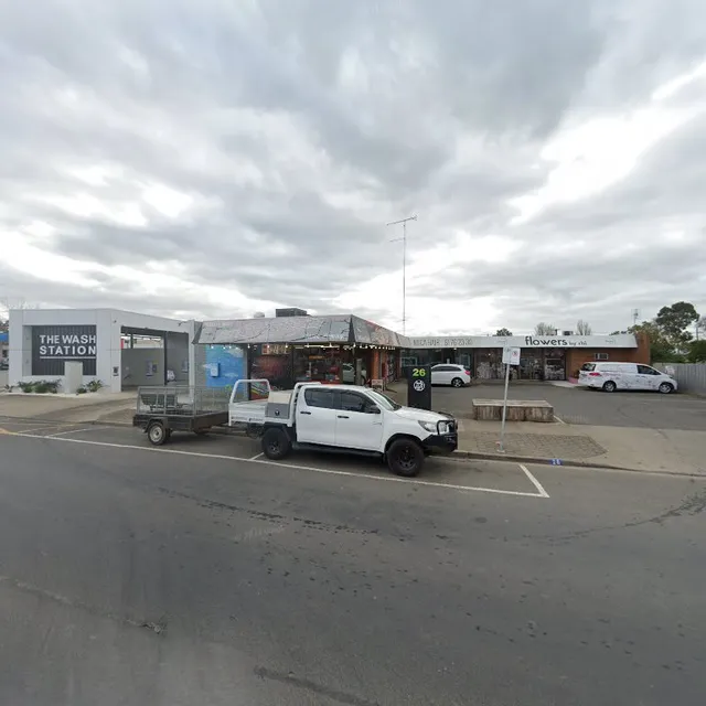 Shaky Spear Milk Bar