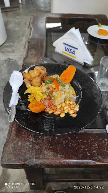 Restaurante Cevichef Lounge Bar