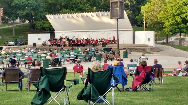 Glen Oak Amphitheatre