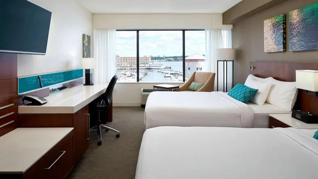 Delta Hotels Kingston Waterfront