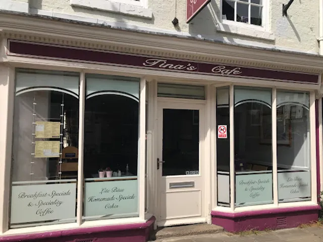 Tina's Café