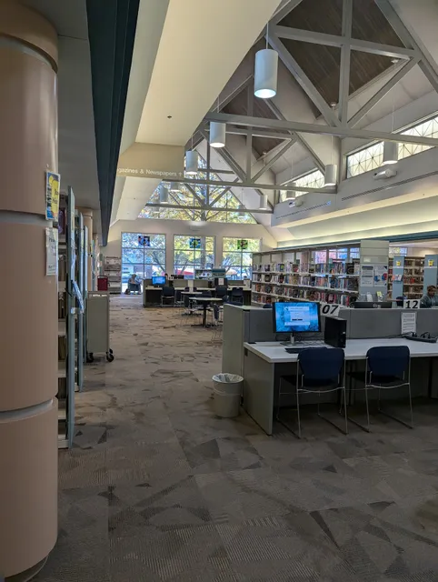 Chantilly Regional Library