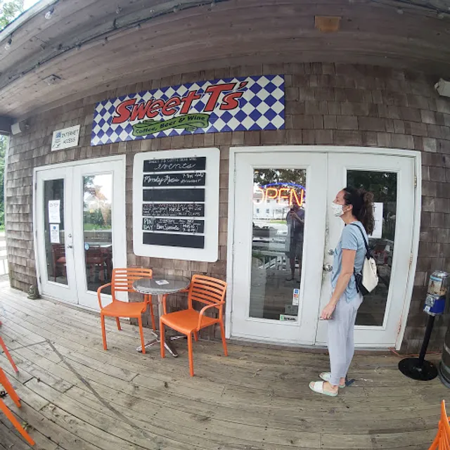 Sweet T's Coffee Beer & Wine