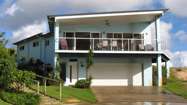 Blue Ocean View Beach House