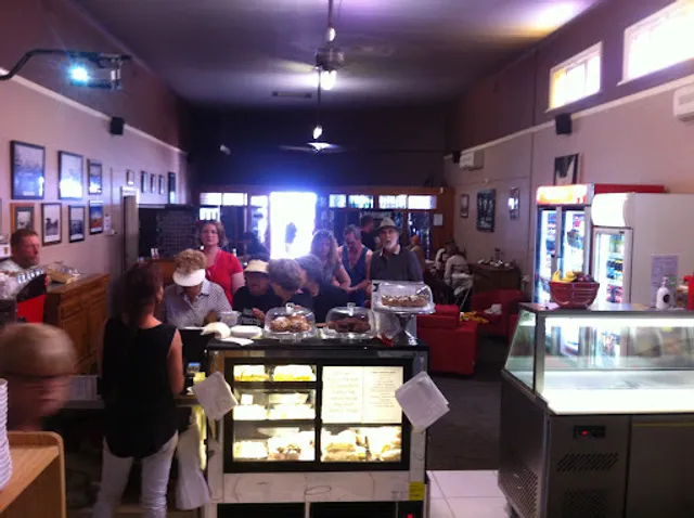 Syvier's Coffee House & Pizzeria