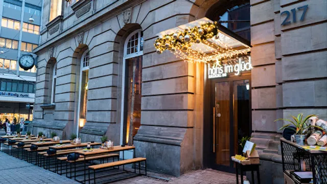 HANS IM GLÜCK - KARLSRUHE Postgalerie