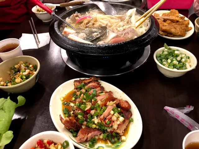 吉利火鍋 (左營店)