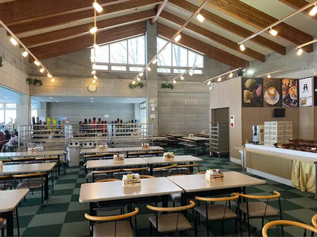 BEARS CAFE SNOWPLAZA SAKKA（スノープラザ咲花）