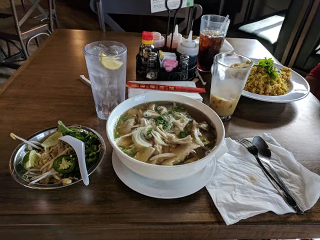 Pho Tre Bien Cafe