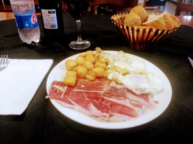 BAR CAFETERÍA LA PLAZA.