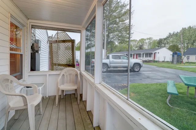 Carriage House Motel Cottages & Suites LLC