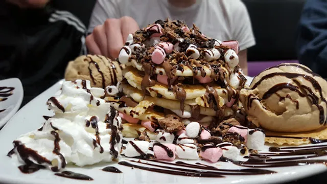 Shakes 'n' Cakes Great Northern Road