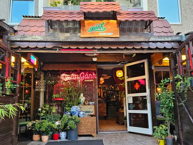 Quan Ganh Restaurant