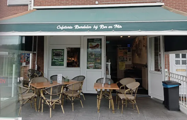 Cafetaria Roerdalen bij Ron en Mir