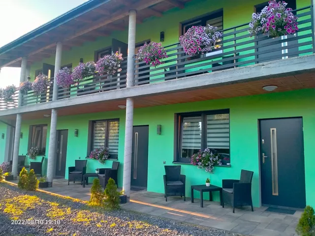 „Noclegi Skałka”