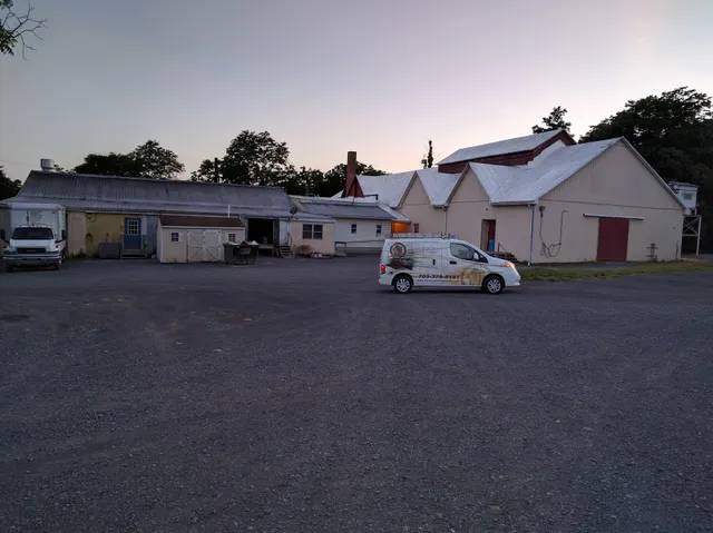 Lewistown Cabinet Center Inc