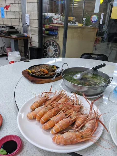 台11線活蝦活魚餐廳