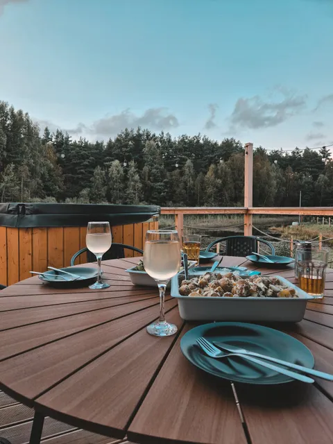 Nad brzozowym stawem